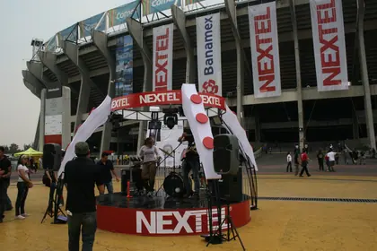 U2 — Nextel