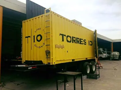 Pop up containers